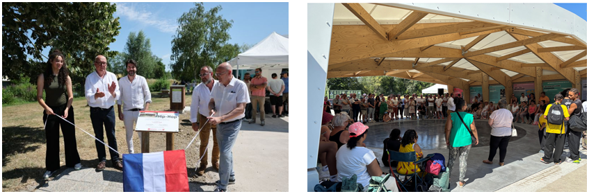 La plaque d'inauguration du kiosque est dévoilée par les élus et la porteuse de projet, de nombreuses personnes assistent aux discours de l'inauguration